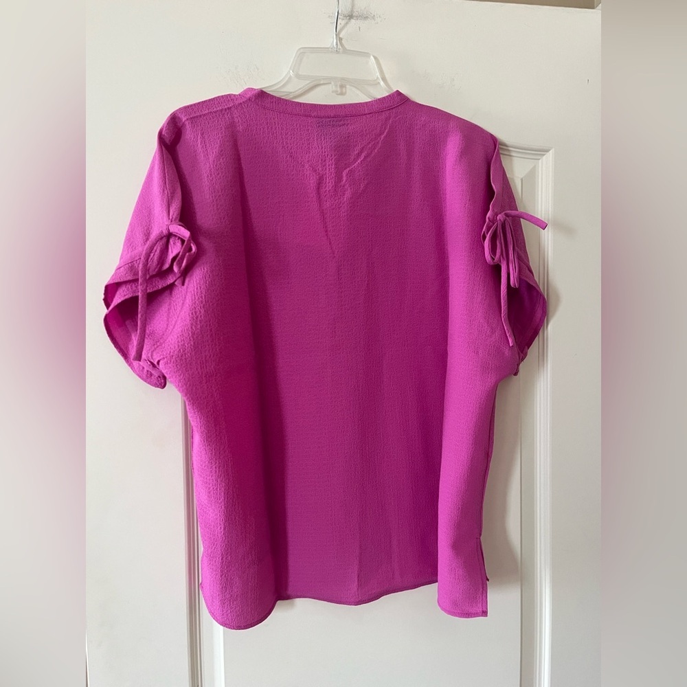 New! Bobeau Women's Pink “rosebud” Top with Tie Sleeves Size Medium - Picture 5 of 16